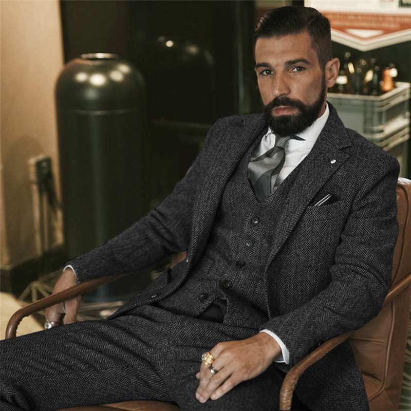 Grauer Woll-Tweed-Winteranzug  – Men'S Grooming Room Bewertung und Preis